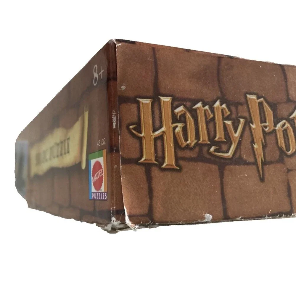 Vintage 2001 Harry Potter Hogwarts Castle 550 piece Jigsaw Puzzle